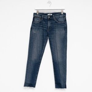 MOUSSY‎ VINTAGE – Mid-Rise Raw Hem Jeans